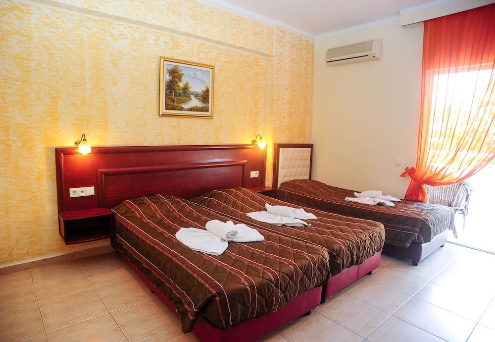 Aparthotel Tropical Chaniotis Exterior foto